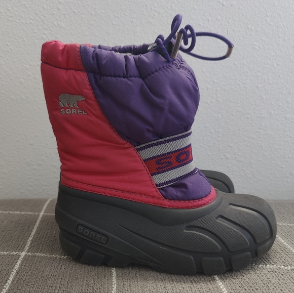 Sorel Kids Snow Boots - Picture 1 of 8